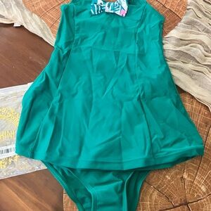 Green Bikini with Classic Athletic Style